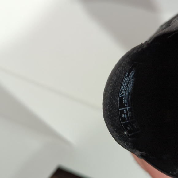 Doc Martens Slip on Leather shoes size US 9M - Picture 3 of 3